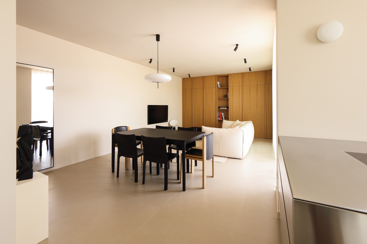 VLT-A Apartment: Photo 5