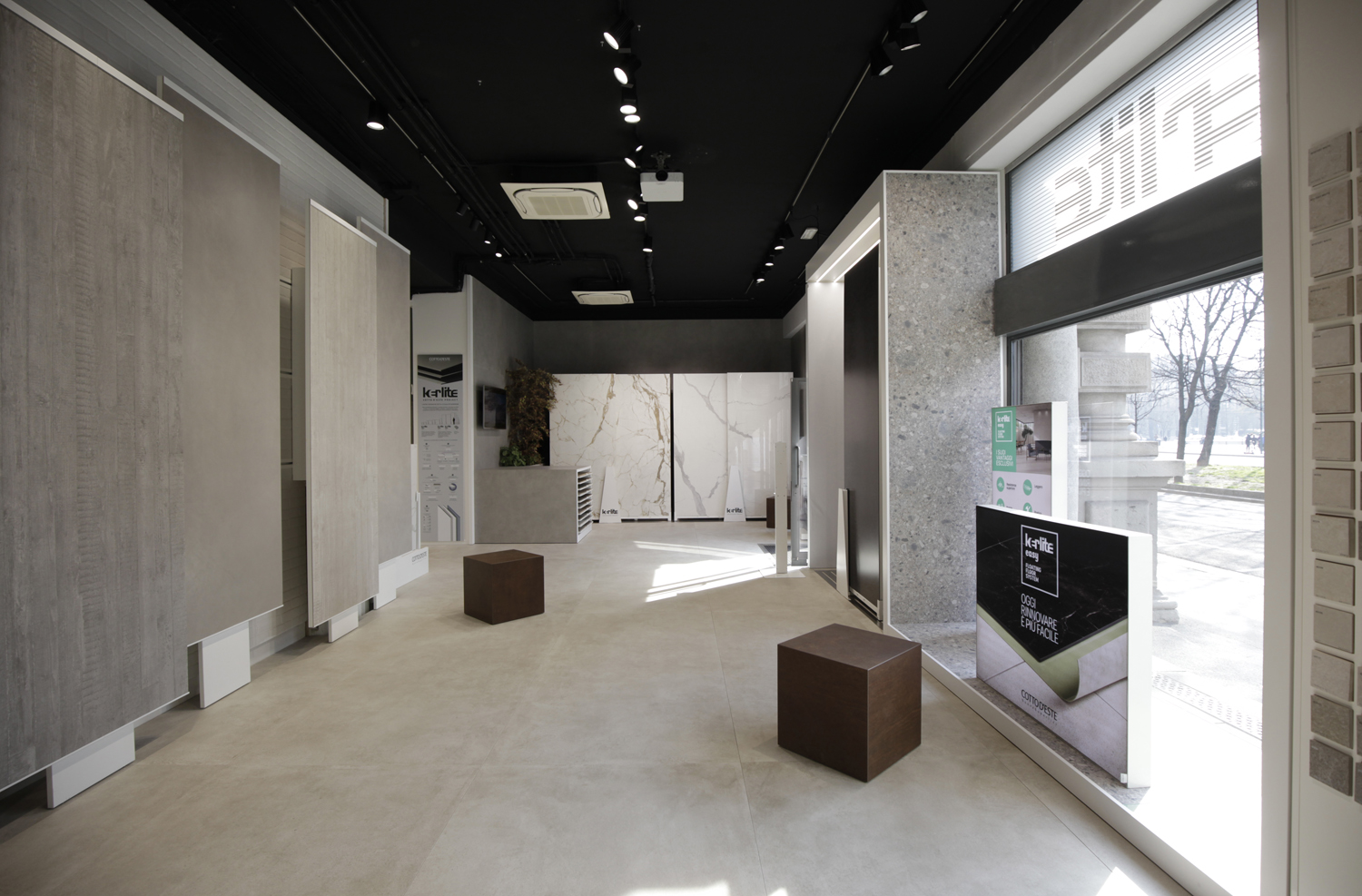 Showroom Milan: Photo 14