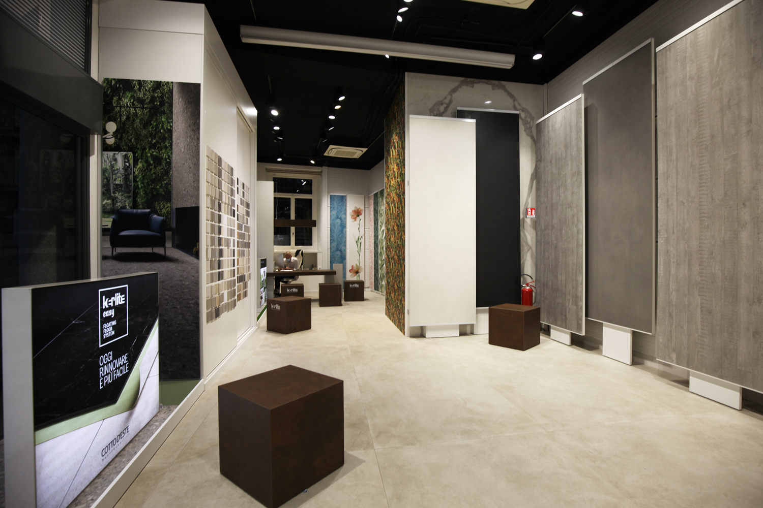 SHOWROOM MILAN: Photo 18